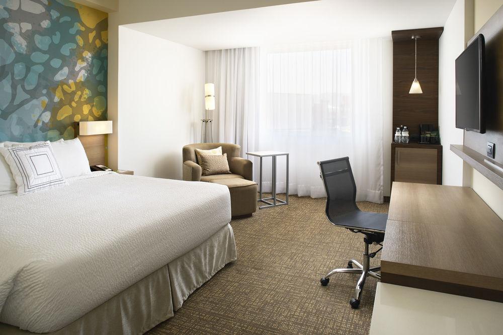 Courtyard By Marriott Hermosillo Exterior foto