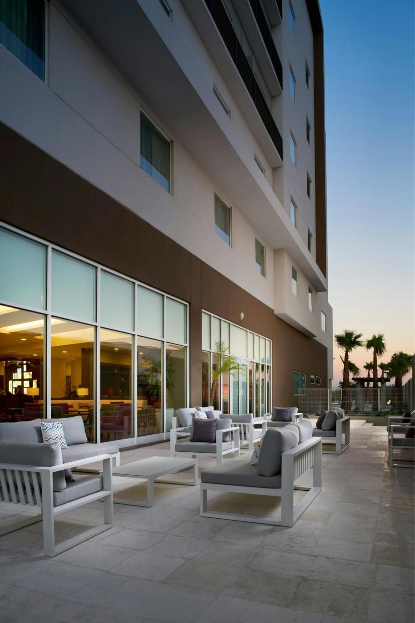 Courtyard By Marriott Hermosillo Exterior foto