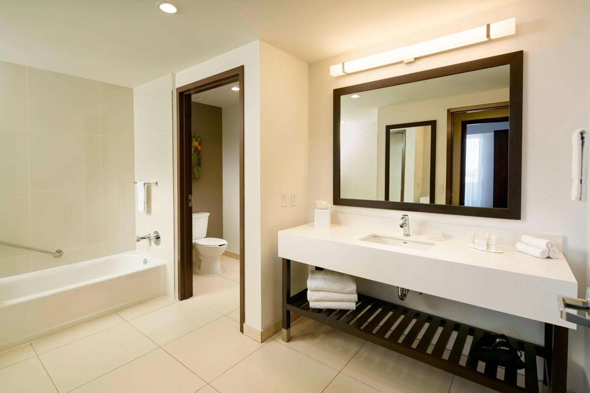 Courtyard By Marriott Hermosillo Exterior foto